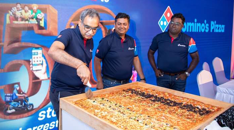 Domino’s Pizza 50 වැනි අවන්හල පානදුරේ දී විවෘත කෙරෙයි Domino’s Pizza 50 වැනි අවන්හල පානදුරේ දී විවෘත කෙරෙයි