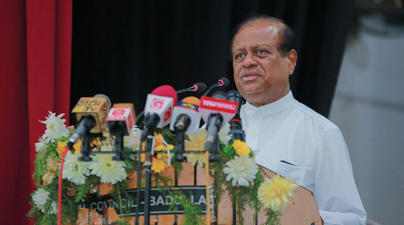 නව උපාධිධාරීන් 5,450ක් ගුරුවරුන් ලෙස බඳවා ගැනීමට සියල්ල සූදානම් නව උපාධිධාරීන් 5,450ක් ගුරුවරුන් ලෙස බඳවා ගැනීමට සියල්ල සූදානම්