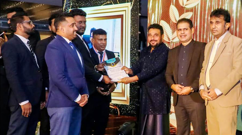 Dearo Investment වසරේ විශිෂ්ටම සංවර්ධන ආයෝජන සමාගම ලෙස Asia Miracle සම්මාන දිනයි Dearo Investment වසරේ විශිෂ්ටම සංවර්ධන ආයෝජන සමාගම ලෙස Asia Miracle සම්මාන දිනයි