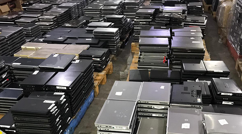 නීත්යනුකූල නොවන අයුරින් වෙළෙඳපොළට පැමිණීම නිසා රාජ්ය ආදායම අර්බුදයක නීත්යනුකූල නොවන අයුරින් වෙළෙඳපොළට පැමිණීම නිසා රාජ්ය ආදායම අර්බුදයක