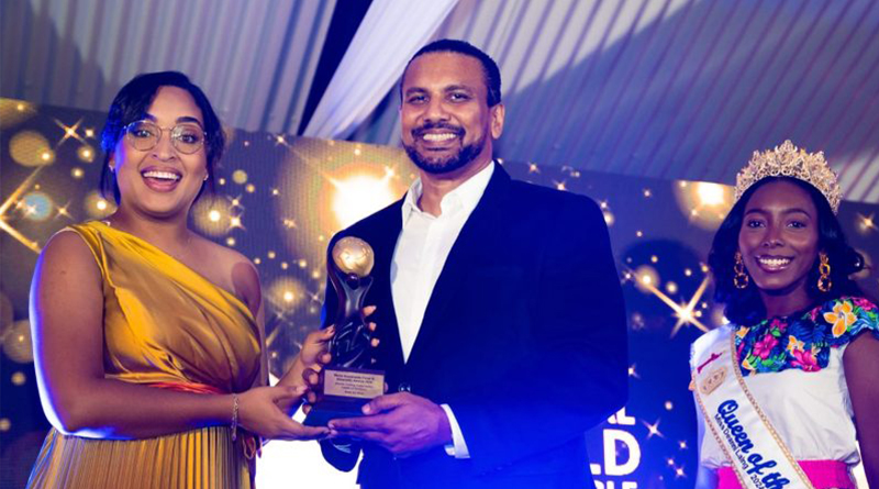 ලෝක තිරසාර සංචාරක සහ ආගන්තුක සත්කාර සම්මාන උළෙලේ දී ශ්‍රී ලාංකික ඇන්ඩි ද සිල්වා ඇගයීමට