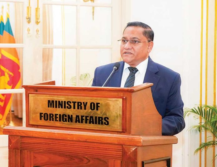 රාජ්‍ය සේවයේ වැටුප් වැඩිකිරීම මුදල් තත්ත්වය මත – ඇමති විජිත