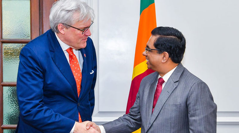 ජනපති ලේකම් හා මෙරට බ්රිතාන්ය මහකොමසාරිස් අතර හමුවක් ජනපති ලේකම් හා මෙරට බ්රිතාන්ය මහකොමසාරිස් අතර හමුවක්