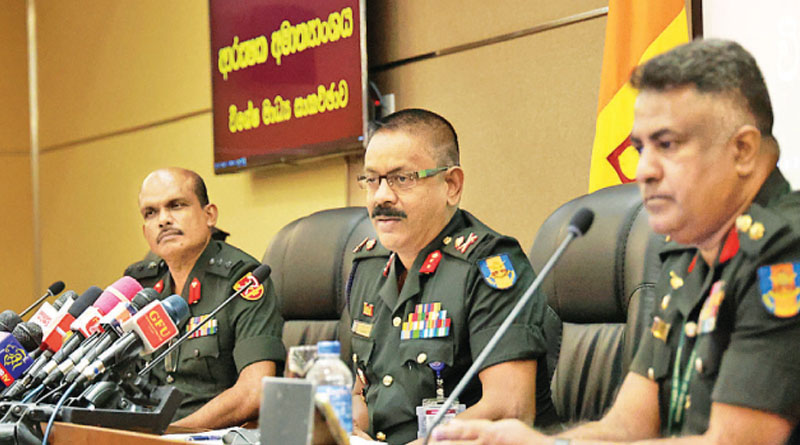 ආගමික සිද්ධස්ථානවල ආරක්ෂාවට යොදවා ඇති සෙබළුන් ඉවත් කරන්නේ නෑ