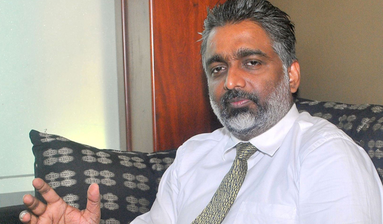 කථානායගේ ආචාර්ය උපාධිය ගැන ආශු මාරසිංහ කළ පරීක්ෂාව