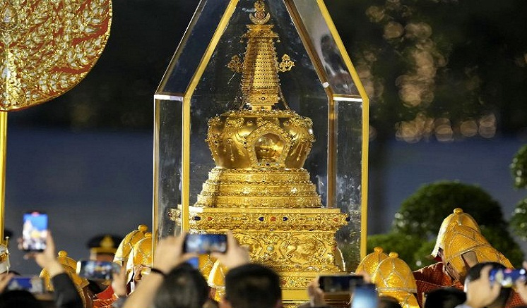 බුදුන්ගේ දන්ත ධාතූන් වහන්සේ නමට තායිලන්තයේදී උණුසුම් පිළිගැනීමක් බුදුන්ගේ දන්ත ධාතූන් වහන්සේ නමට තායිලන්තයේදී උණුසුම් පිළිගැනීමක්