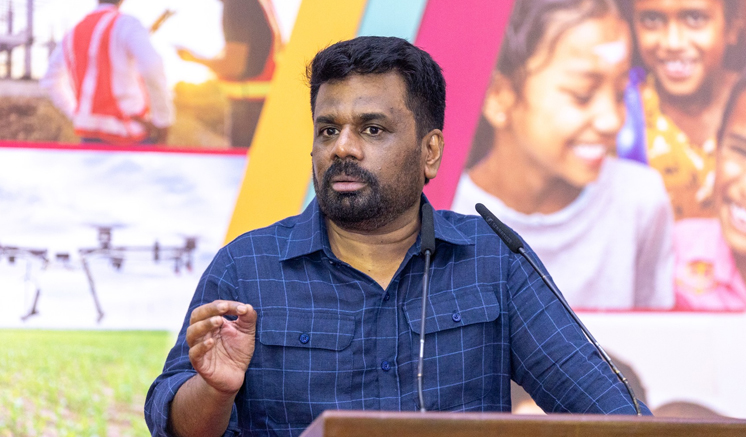 මහින්ද මහත්තයාගේ ගෙදර තක්සේරු කරා කුලිය ලක්ෂ 46යි මහින්ද මහත්තයාගේ ගෙදර තක්සේරු කරා කුලිය ලක්ෂ 46යි