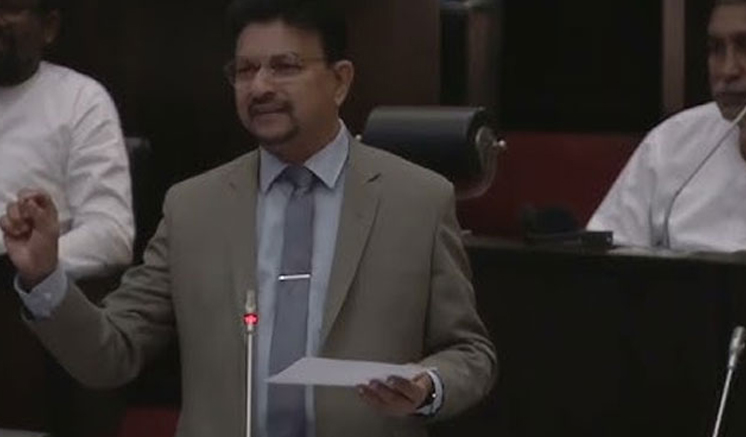 අය-වැයේදී රාජ්ය සේවක වැටුප් වැඩි කරනවා අය-වැයේදී රාජ්ය සේවක වැටුප් වැඩි කරනවා