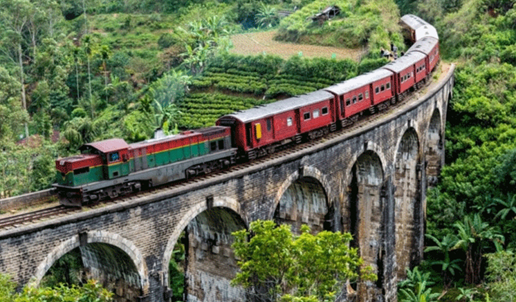 සති අන්ත දීර්ඝ නිවාඩුවට විශේෂ දුම්රිය සේවයක් සති අන්ත දීර්ඝ නිවාඩුවට විශේෂ දුම්රිය සේවයක්