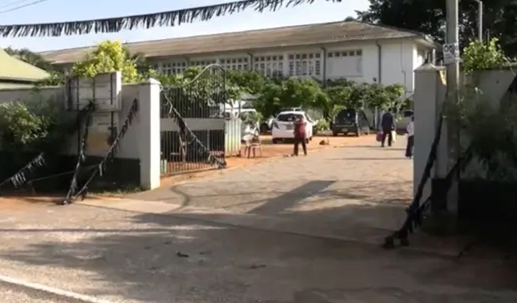 වෛද්යවරිය දුෂණ මාධ්ය වාර්තා නිසා වින්දිතයාට අගතියක් වෙලා.. වෛද්යවරිය දුෂණ මාධ්ය වාර්තා නිසා වින්දිතයාට අගතියක් වෙලා..