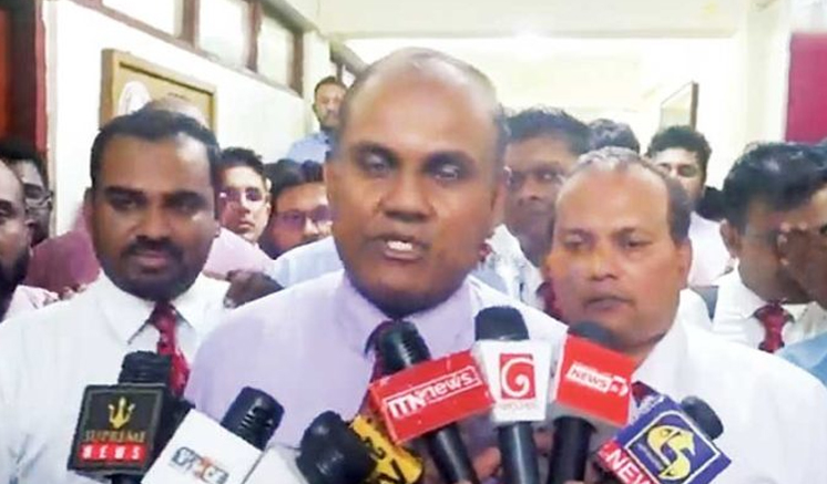 හෙට රට පුරාම දොස්තරලා වර්ජනයකට