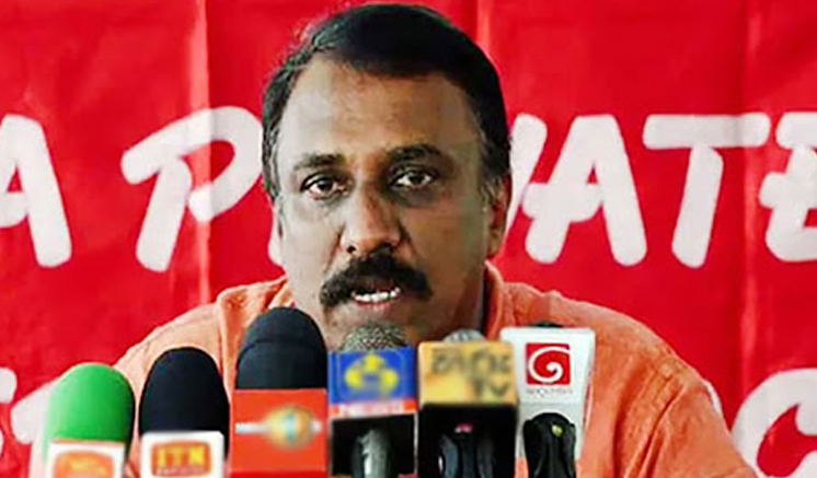 බස් ගාස්තු වැඩි කරනවා.. දැනටත් තුනක් පාඩුවට දුවන්නේ බස් ගාස්තු වැඩි කරනවා.. දැනටත් තුනක් පාඩුවට දුවන්නේ