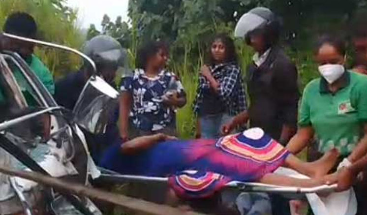 දක්ෂිණ අධිවේගයේ පාලටුව පිවිසුම ආසන්නයේ බිහිසුණු අනතුරක් දක්ෂිණ අධිවේගයේ පාලටුව පිවිසුම ආසන්නයේ බිහිසුණු අනතුරක්