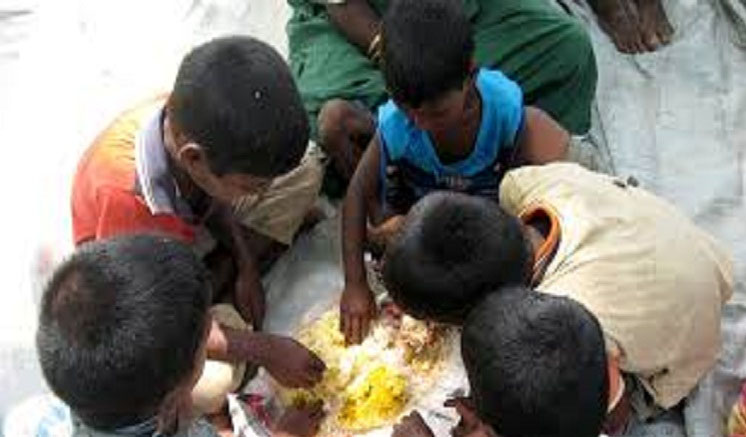 සිඟ­මනේ-වෙළෙ­ඳාමේ-ගෘහ සේවයේ ළම­යින් යෙද­වීම තහ­නම්