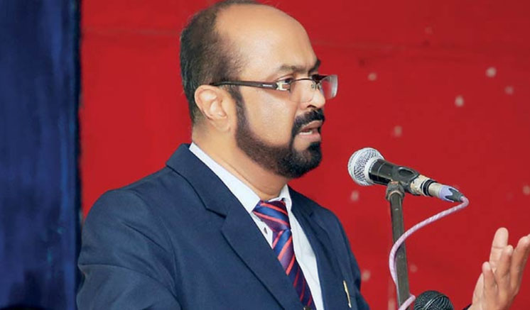 අගෝස්තු වෙනතුරු තෙල් තියෙනවා