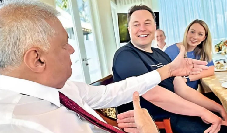 “උදව්වට තෑන්ක්ස්.. ලඟදී ඇවිත් යන්න එන්නම්” – රනිල් ලකුණක් දා ගනී.!