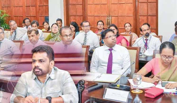 මේ වසරේ ඇරඹූ ව්‍යාපෘති නිශ්චිත ඉලක්ක කරා මෙහෙයවන්න