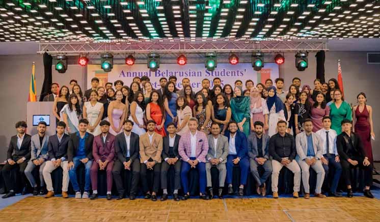 බෙලරුසියානු සිසුන්ගේ 2025 වාර්ෂික සුහද හමුව හරහා අනාගත වෛද්‍ය ප්‍රජාවගේ ජයග්‍රහණ සමරනු ලබයි