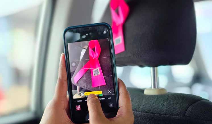 Kangaroo Cabs මගීන් සමඟ එක් වී පියයුරු පිළිකා පිළිබඳ දැනුවත්භාවය ඉහළ නංවයි